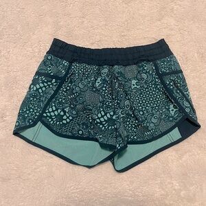 Lululemon mid-rise athletic shorts